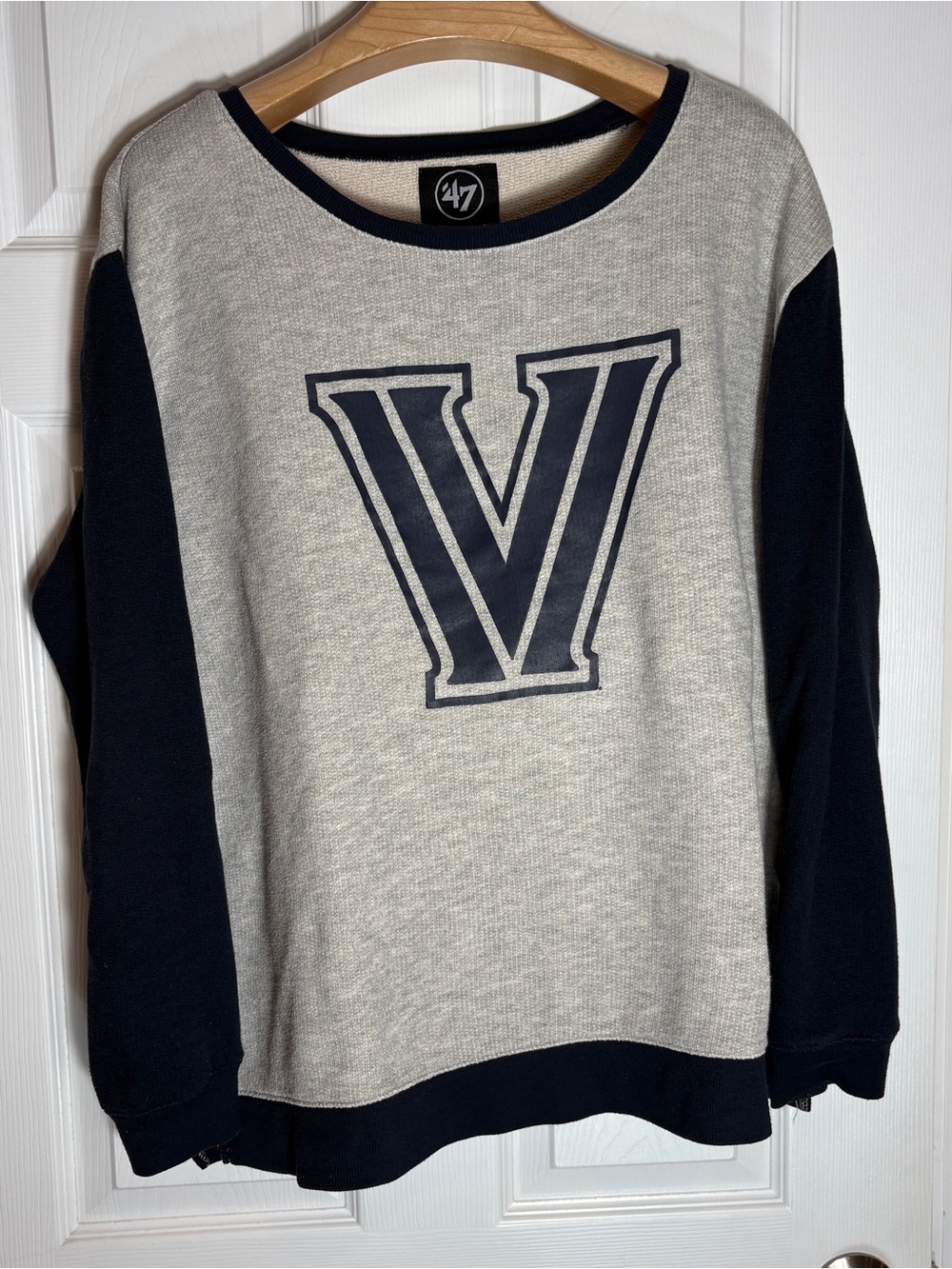 Villanova Crew Neck Gray Sweatshirt w/Navy contrasting sleeves & trim ‘47 XL